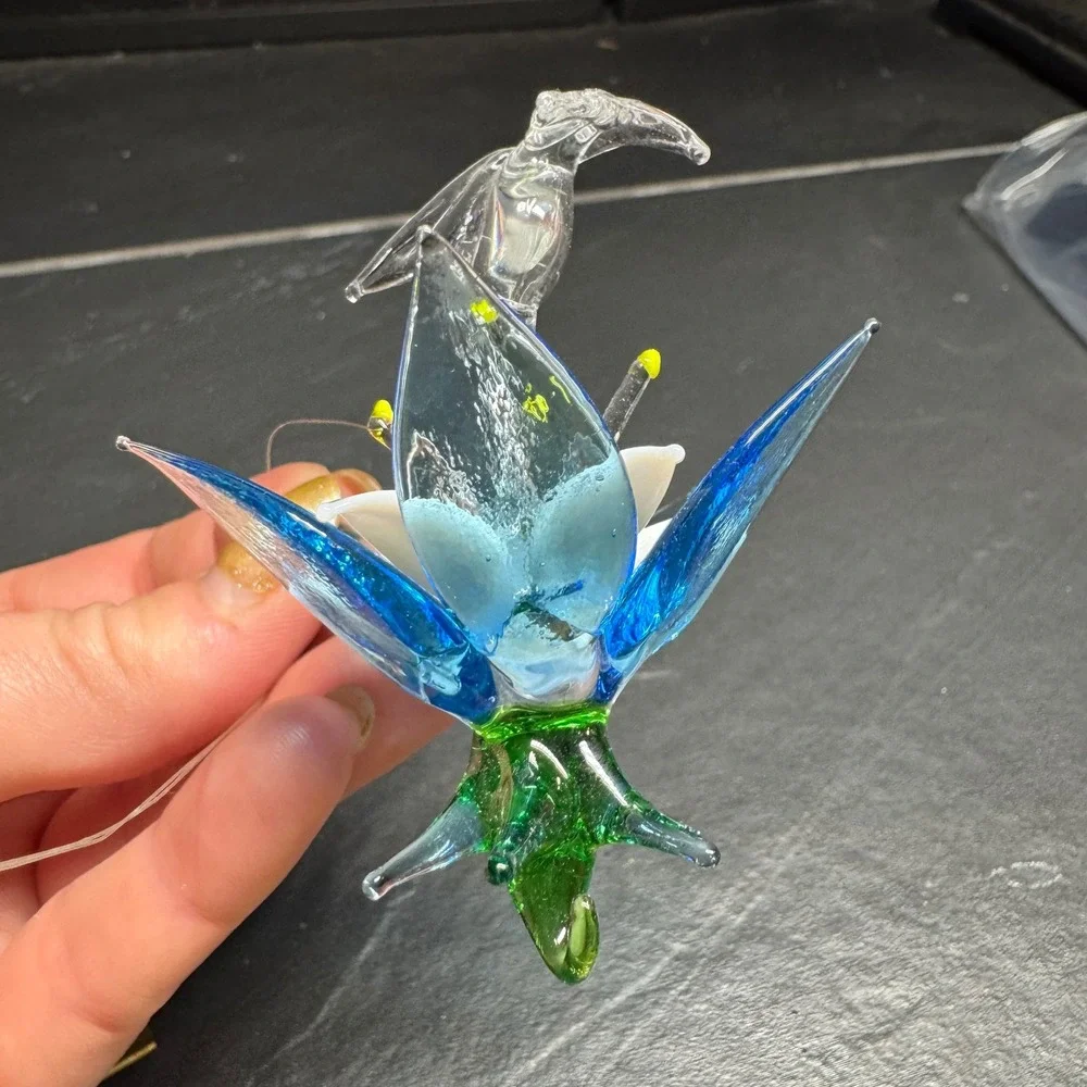 Hand‎ Blown Glass Hummingbird Flower Ornament Suncatcher Blue Green Clear 3